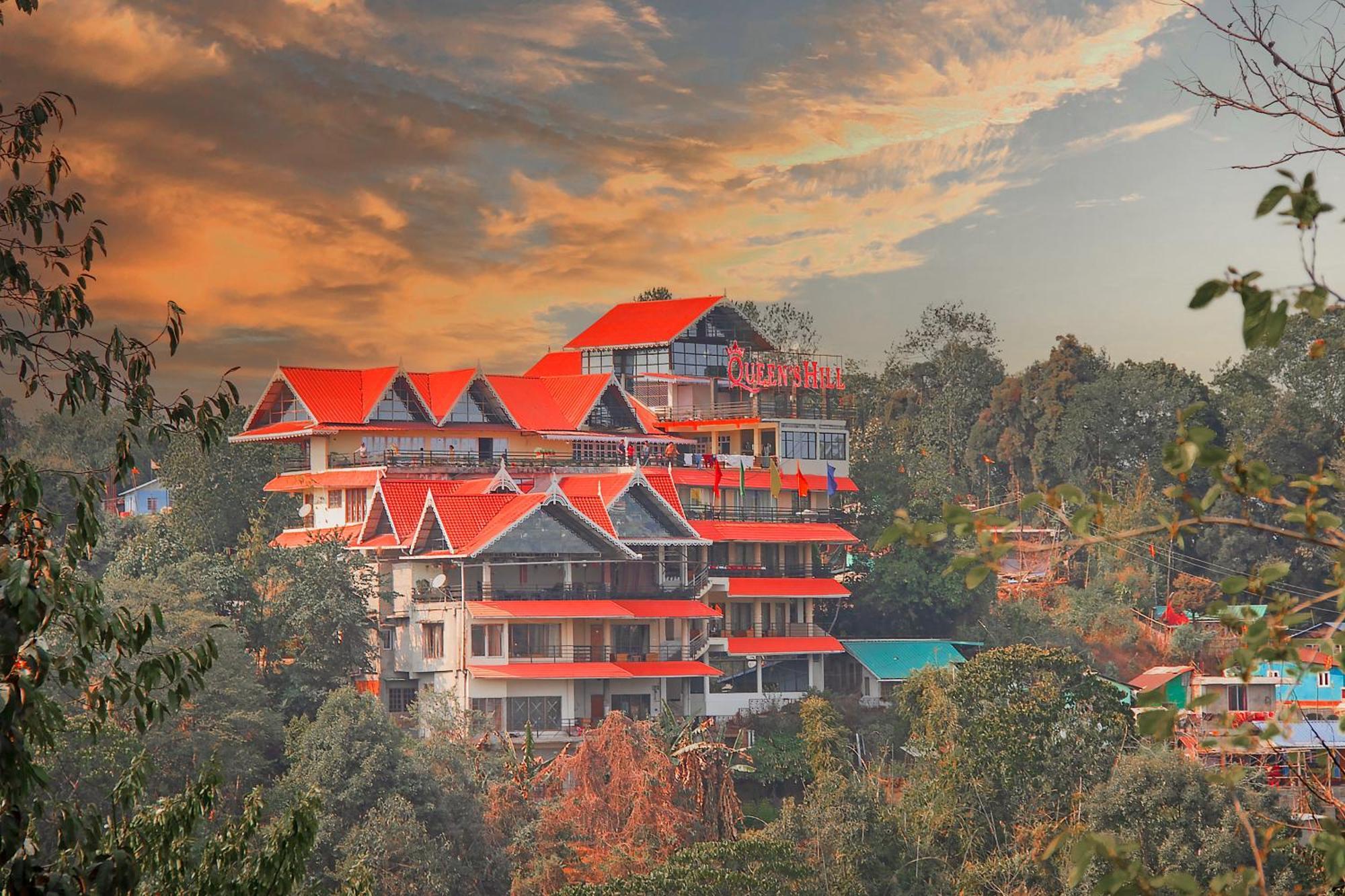 Hotel Bungalow de 466 m² con 21 habitación/es y 21 baño/s de uso privado, en Mirik Exterior foto